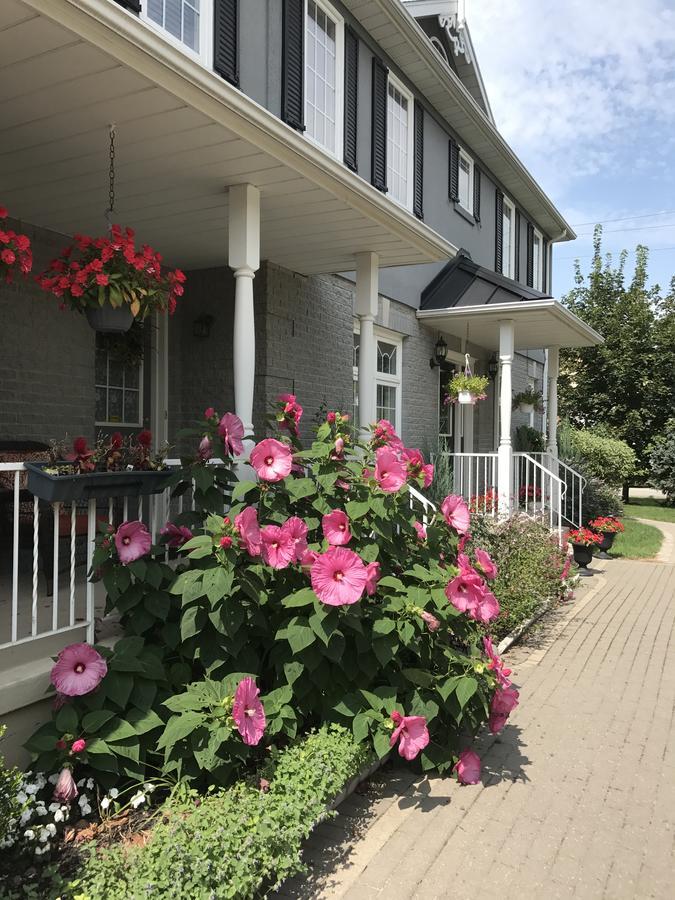 Bed and Breakfast Charlottetown House Niagara-on-the-Lake Exteriér fotografie